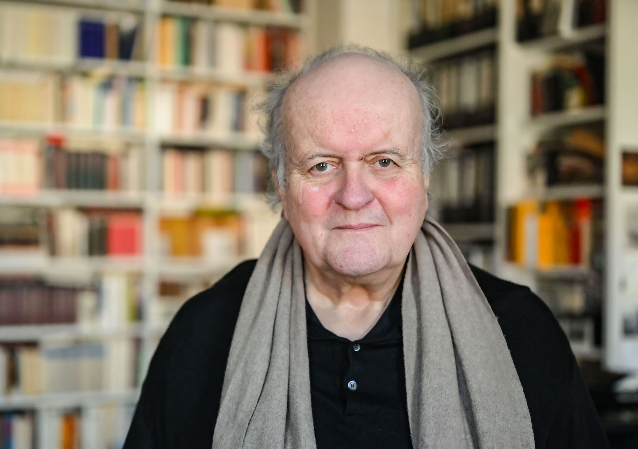 Der Karlsruher Komponist Wolfgang Rihm hinterlässt Hunderte von Werken zeitgenössischer Musik. (Archivbild) Foto: Uli Deck/dpa