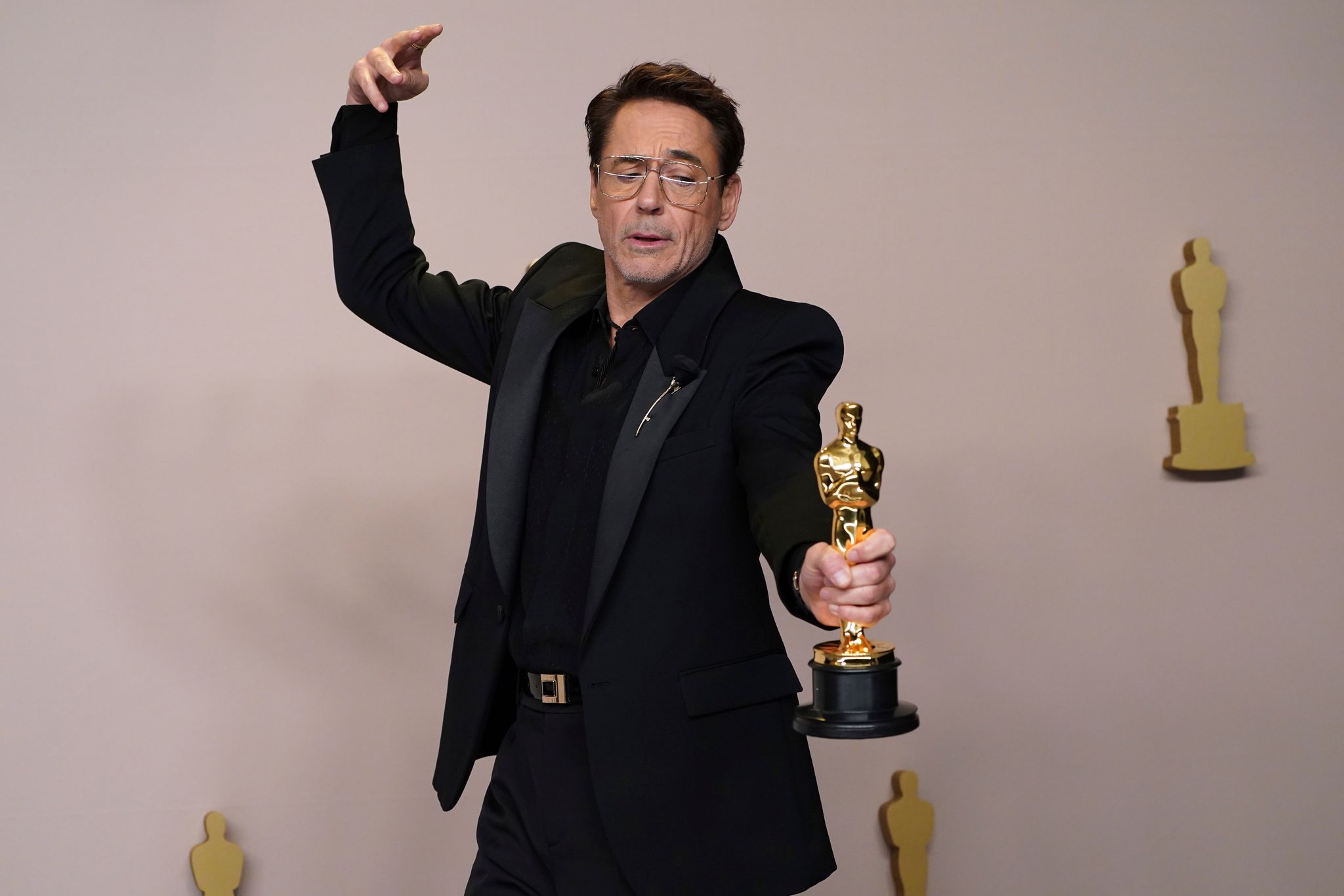 Robert Downey Jr. kehrt in einer Bösewicht-Rolle ins Marvel-Universum zurück Foto: Jordan Strauss/Invision via AP/dpa