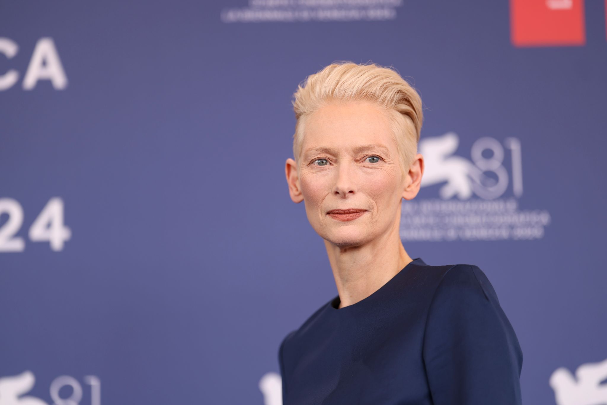 Tilda Swinton hat in Venedig über ihre Bewunderung für Pedro Almodóvar gesprochen. Foto: Vianney Le Caer/Invision/AP/dpa