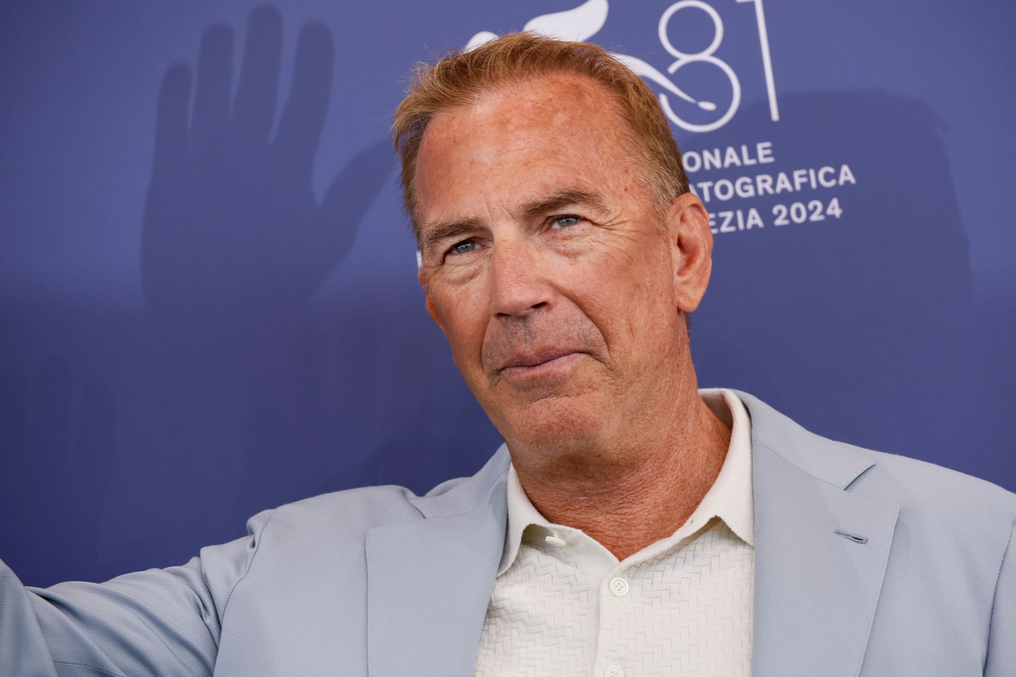 Kevin Costner stellt in Venedig «Horizon: An American Saga (Chapter 2)» vor. Foto: Joel C Ryan/Invision/AP/dpa