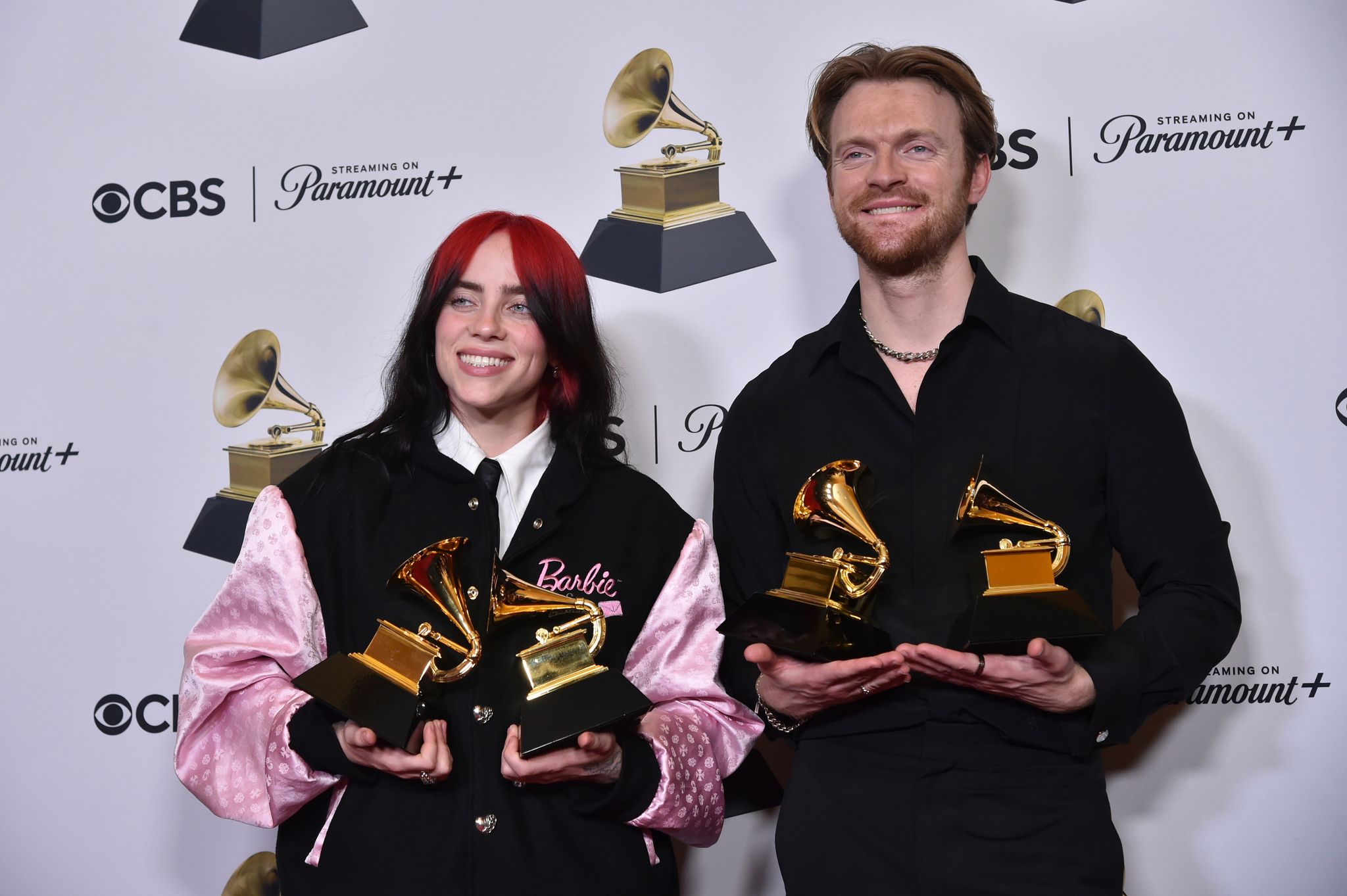 Billie Eilish und ihr Bruder Finneas haben gemeinsam schon viele Preise gewonnen. Im Blickpunkt steht aber eher die Sängerin. (Archivfoto) Foto: Richard Shotwell/AP/dpa