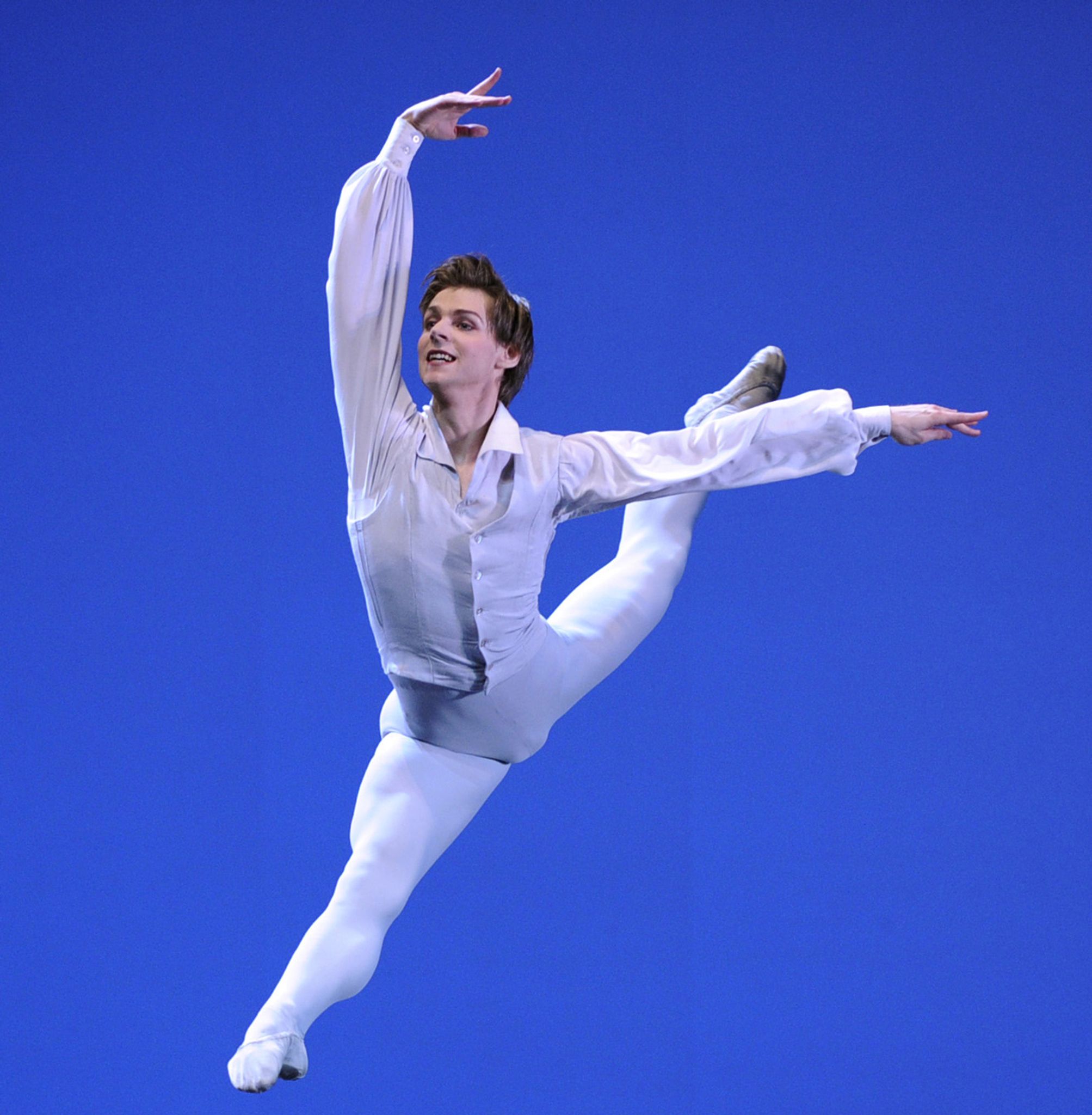 Der prominente Balletttänzer Wladimir Schkljarow ist in St. Petersburg nach Angaben des Mariinski-Theaters auf tragische Weise ums Leben kommen. (Archivbild) Foto: Rainer Jensen/dpa